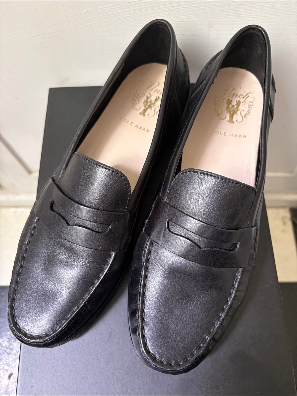 Cole Haan pinch black leather Penny Loafers 8C wide